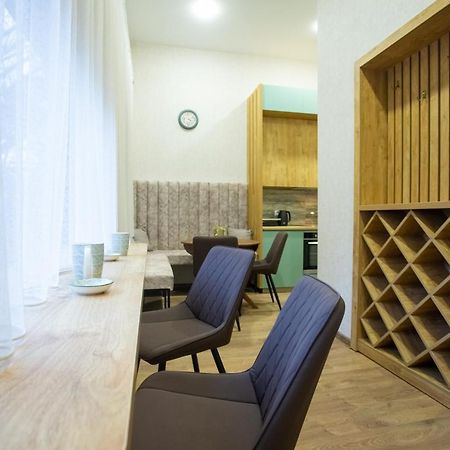 Nino'S Cosy Apartment クタイシ エクステリア 写真