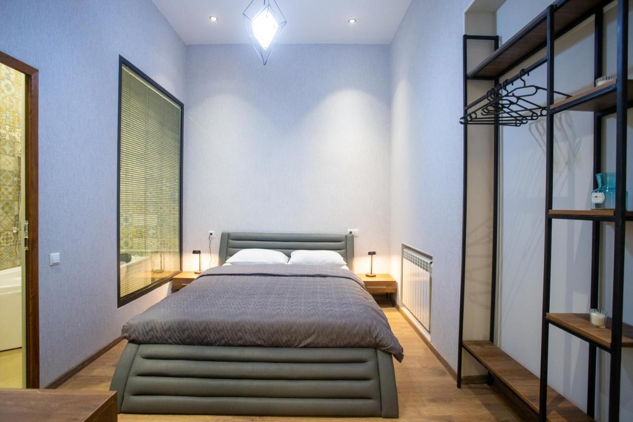 Nino'S Cosy Apartment クタイシ エクステリア 写真